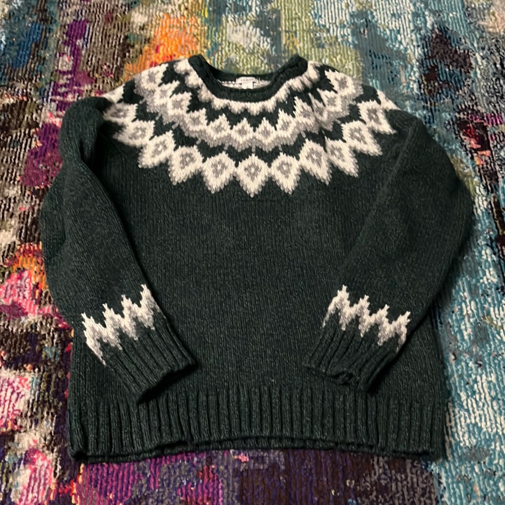L.L. Bean Dark Green and White Crew Neck Sweater